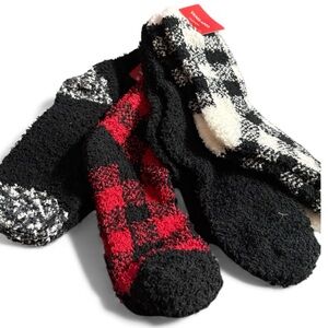 4 Pair Cozy Socks Set
